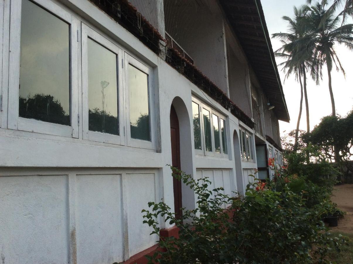 New Rest House Sea View Hotel Negombo Kültér fotó