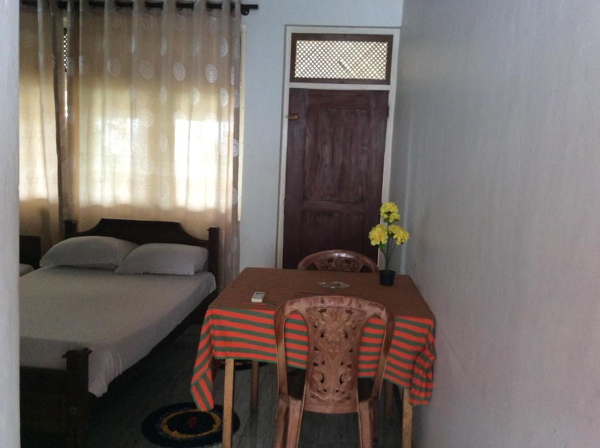 New Rest House Sea View Hotel Negombo Kültér fotó